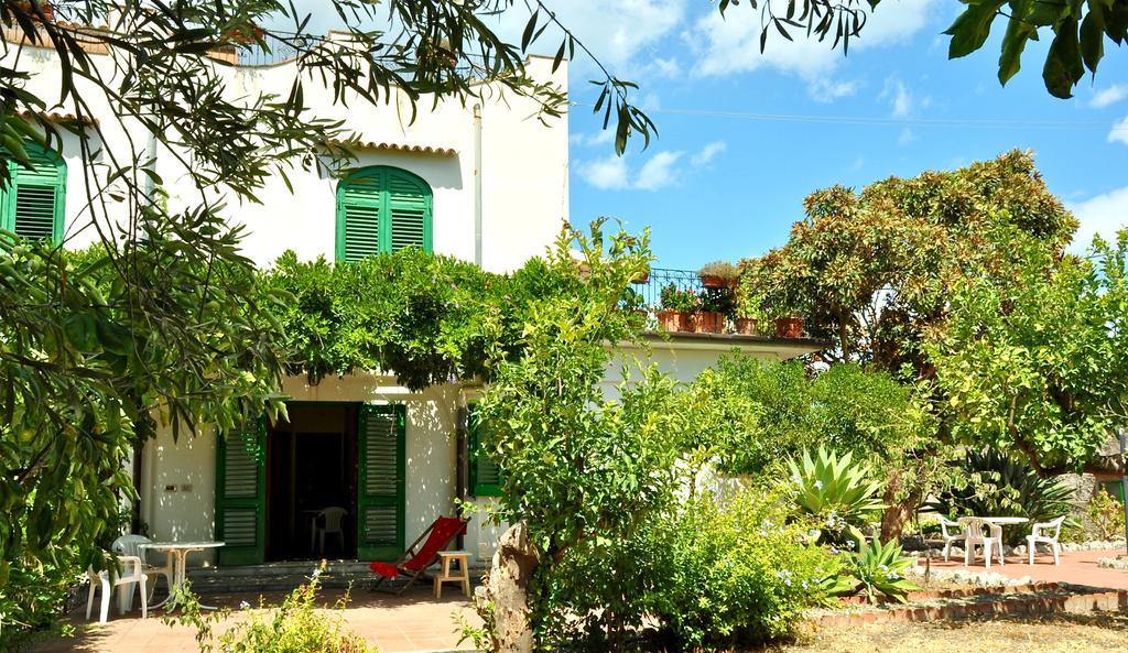 Seafront Apartments Garden House Taormina Habitación foto